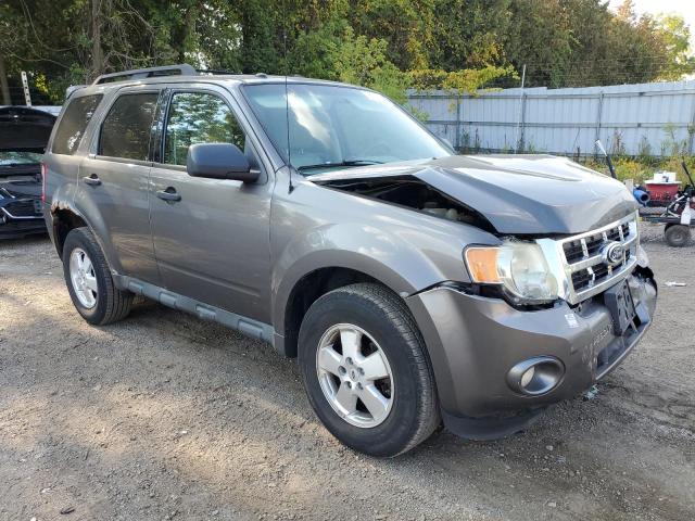 1FMCU0DG5CKA18345 - 2012 FORD ESCAPE XLT SILVER photo 4