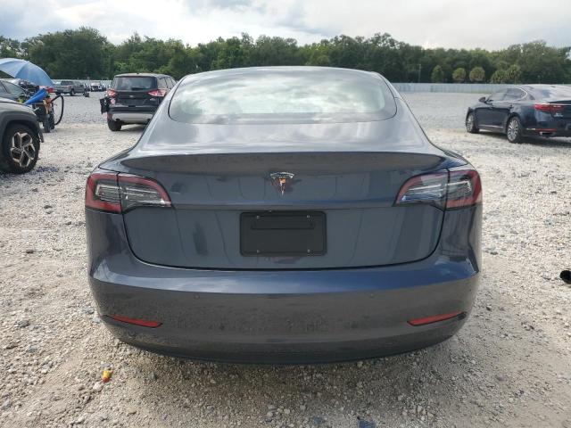 5YJ3E1EA1MF907322 - 2021 TESLA MODEL 3 Grau Foto 6