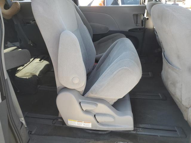 5TDJZ3DC8LS230502 - 2020 TOYOTA SIENNA LE Gümüş foto 11