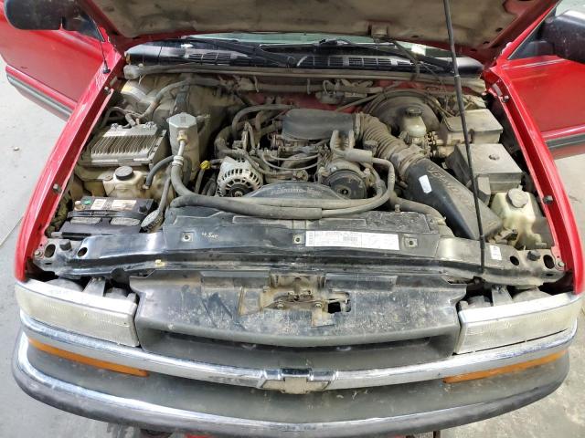 1GNDT13W5Y2343733 - 2000 CHEVROLET BLAZER RED photo 12