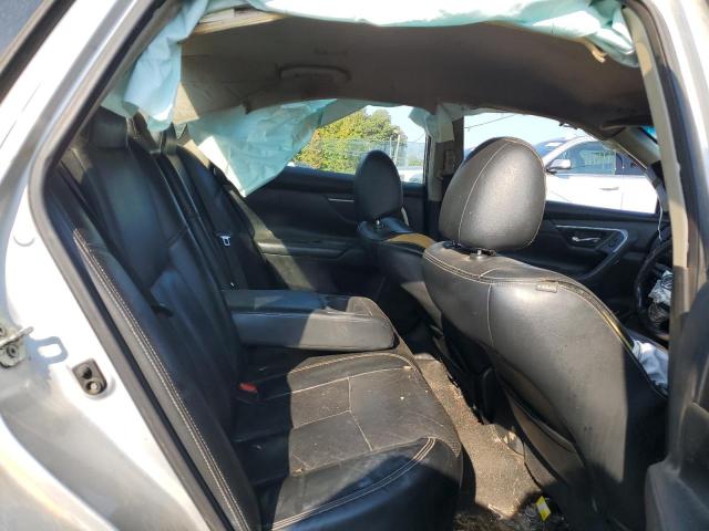 1N4AL3AP5JC203478 - 2018 NISSAN ALTIMA 2.5 Srebrny zdjęcie 10
