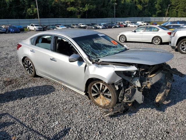 1N4AL3AP5JC203478 - 2018 NISSAN ALTIMA 2.5 Srebrny zdjęcie 4