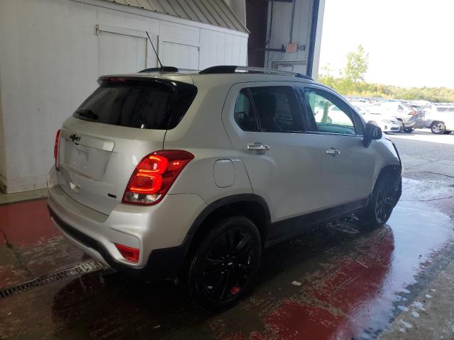 3GNCJPSB8JL418593 - 2018 CHEVROLET TRAX 1LT ვერცხლისფერი ფოტო 3