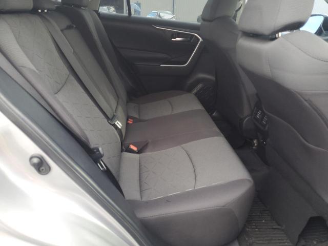 2T3W1RFV0MC170232 - 2021 TOYOTA RAV4 XLE SILVER photo 11