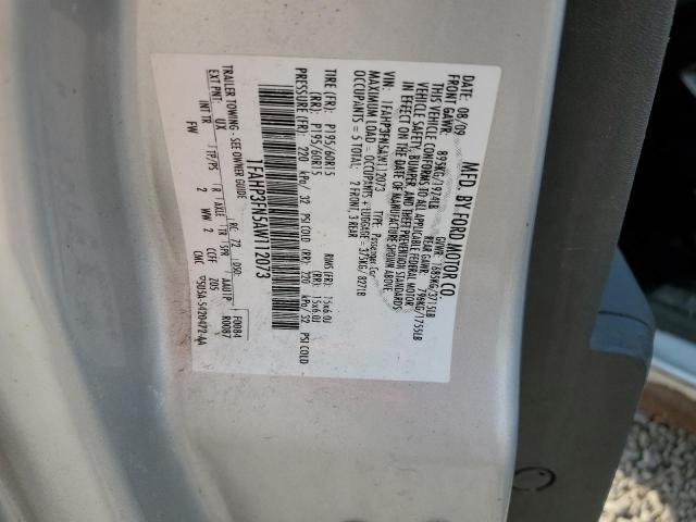 1FAHP3FN5AW112073 - 2010 FORD FOCUS SE SILVER photo 12