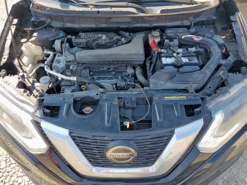 KNMAT2MTXJP512451 - 2018 NISSAN ROGUE S შავი ფოტო 11