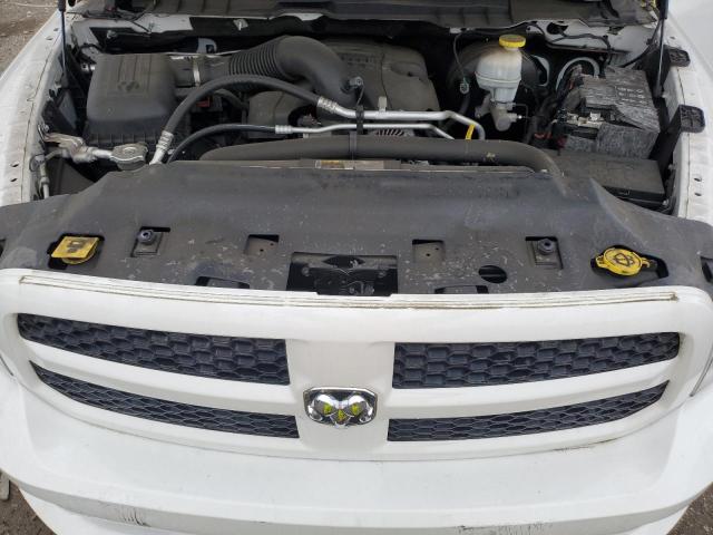 1C6RR7FT5JS186588 - 2018 RAM 1500 ST Blanc photo 11