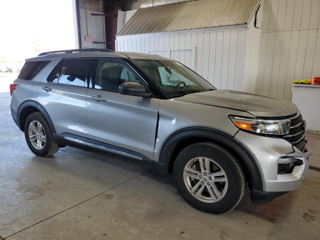 1FMSK8DH7NGA07538 - 2022 FORD EXPLORER XLT 银色 照片 4