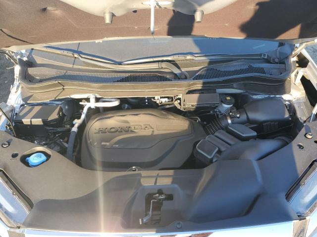 5FNYF8H55PB022958 - 2023 HONDA PASSPORT EXL SILVER photo 12