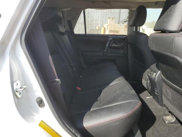 JTEBU5JR9K5705131 - 2019 TOYOTA 4RUNNER SR5/SR5 PREMIUM WHITE photo 11