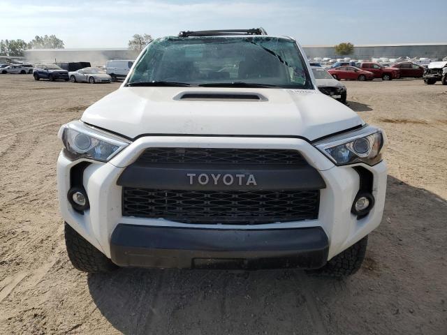 JTEBU5JR9K5705131 - 2019 TOYOTA 4RUNNER SR5/SR5 PREMIUM WHITE photo 5