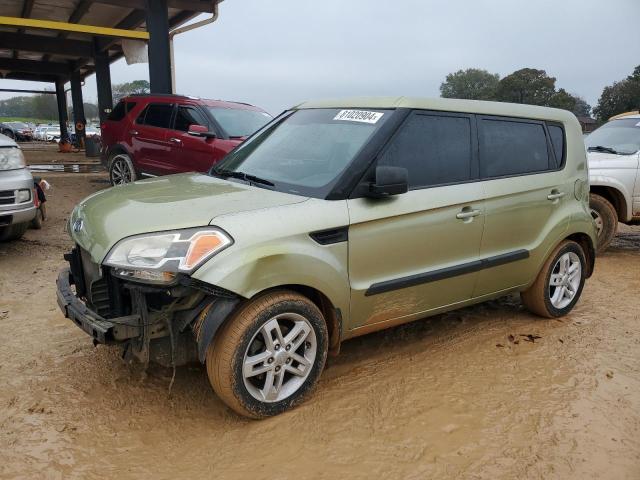 KNDJT2A2XB7241002 - 2011 KIA SOUL + GREEN photo 1