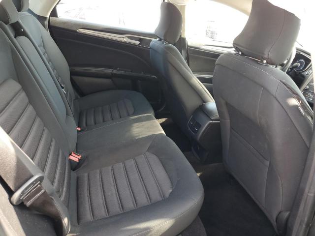 3FA6P0HD2KR101952 - 2019 FORD FUSION SE ნაცრისფერი ფოტო 10