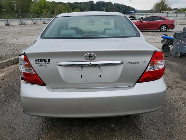 4T1BE32K93U693394 - 2003 TOYOTA CAMRY LE 银色 照片 6