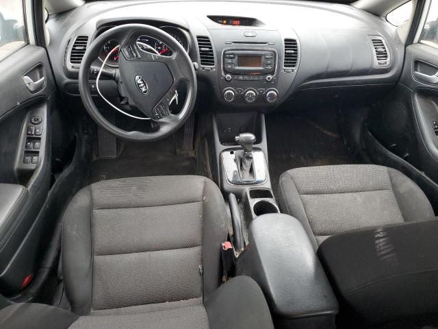 3KPFK4A74JE218944 - 2018 KIA FORTE LX Білий фото 8