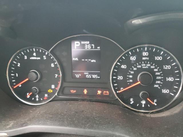 3KPFK4A74JE218944 - 2018 KIA FORTE LX Білий фото 9