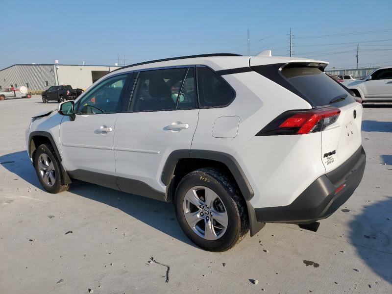 2T3W1RFV4RW362386 - 2024 TOYOTA RAV4 XLE WHITE photo 2
