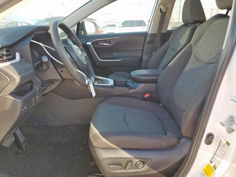 2T3W1RFV4RW362386 - 2024 TOYOTA RAV4 XLE WHITE photo 7