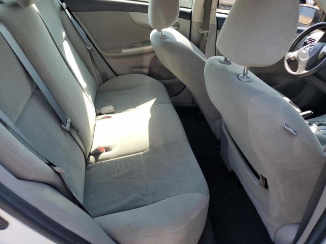 2T1BU4EE5DC955199 - 2013 TOYOTA COROLLA BASE თეთრი ფოტო 10