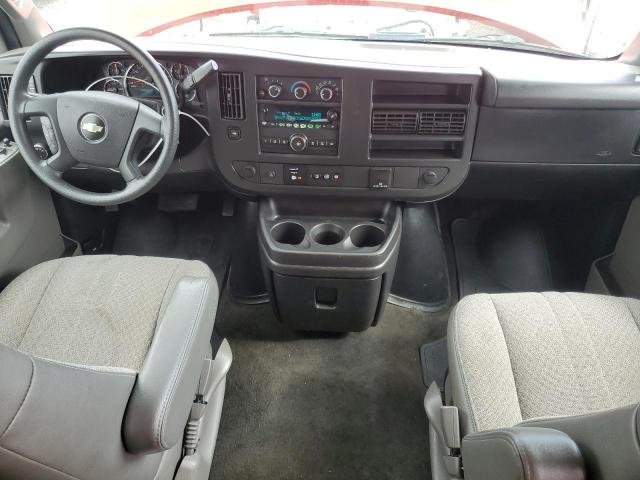 1GAZGPFG8J1336841 - 2018 CHEVROLET EXPRESS G3 LT Rot Foto 8