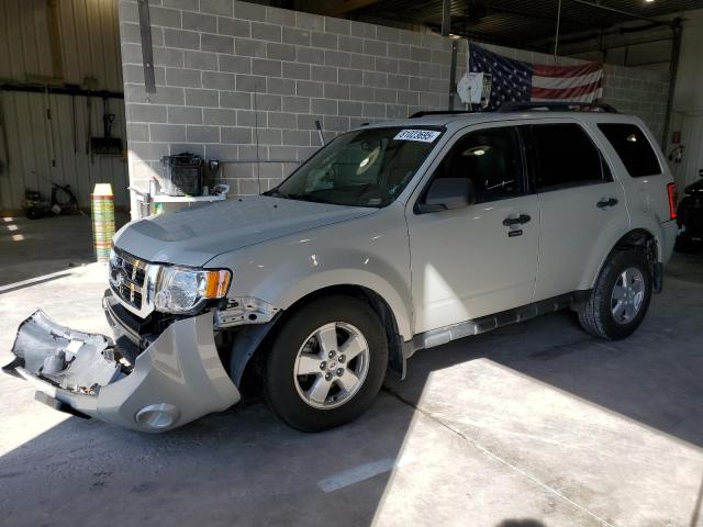 2009 FORD ESCAPE XLT, 