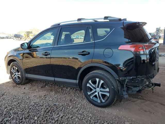2T3BFREV4HW635908 - 2017 TOYOTA RAV4 LE أسود صورة 2