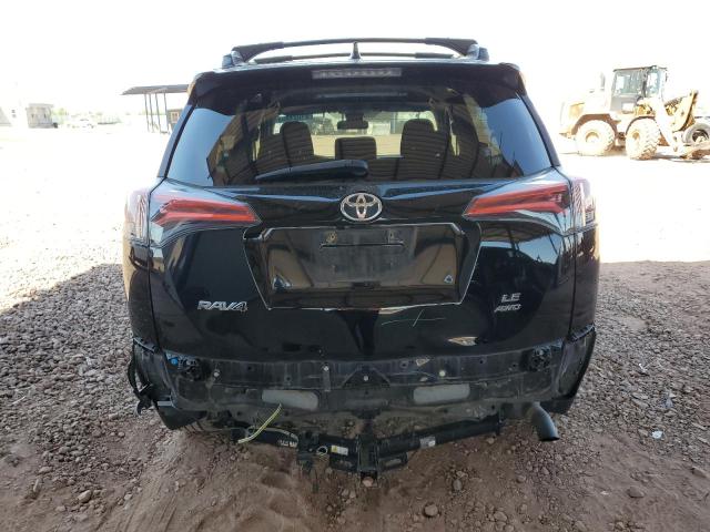 2T3BFREV4HW635908 - 2017 TOYOTA RAV4 LE أسود صورة 6