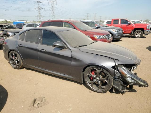 ZARFANBN1K7608185 - 2019 ALFA ROMEO GIULIA TI GRAY photo 4