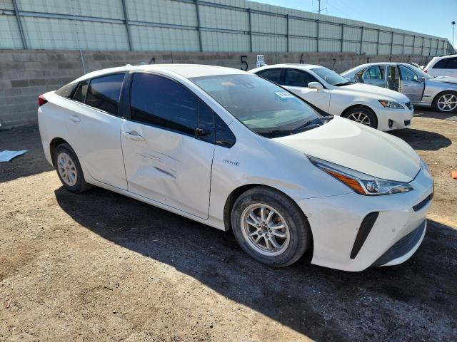 JTDKARFU5K3078621 - 2019 TOYOTA PRIUS WHITE photo 4