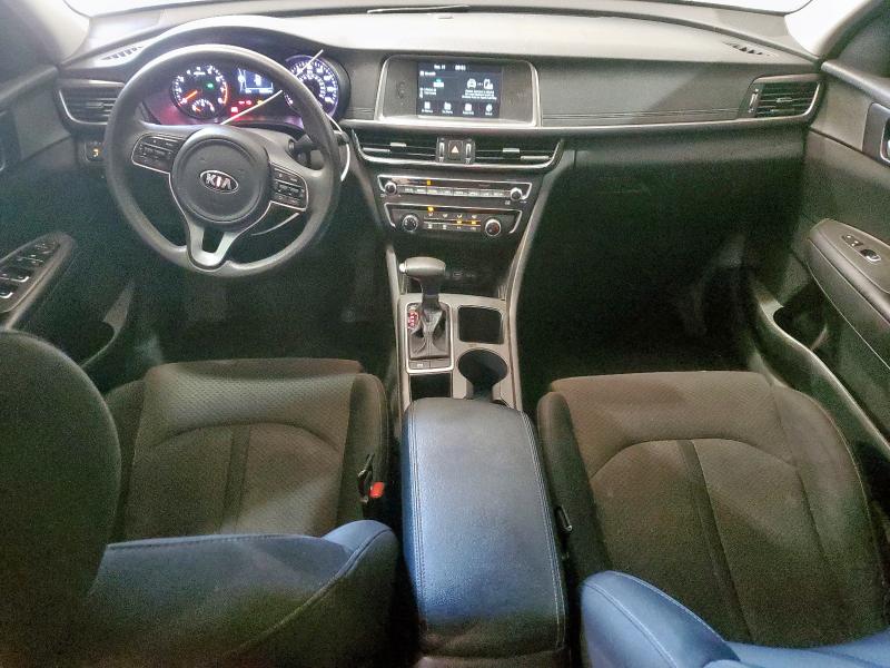 5XXGT4L33JG267961 - 2018 KIA OPTIMA LX თეთრი ფოტო 8