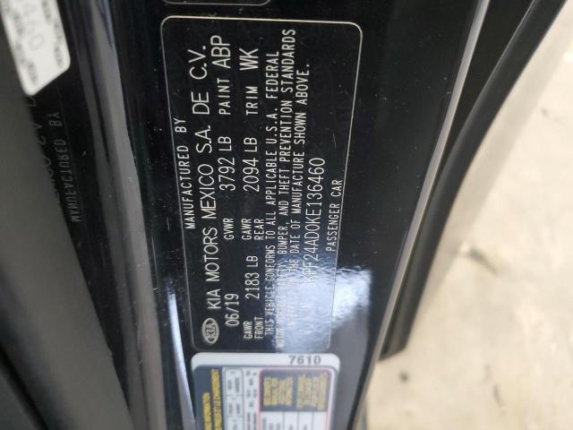 3KPF24AD0KE136460 - 2019 KIA FORTE FE Schwarz Foto 12