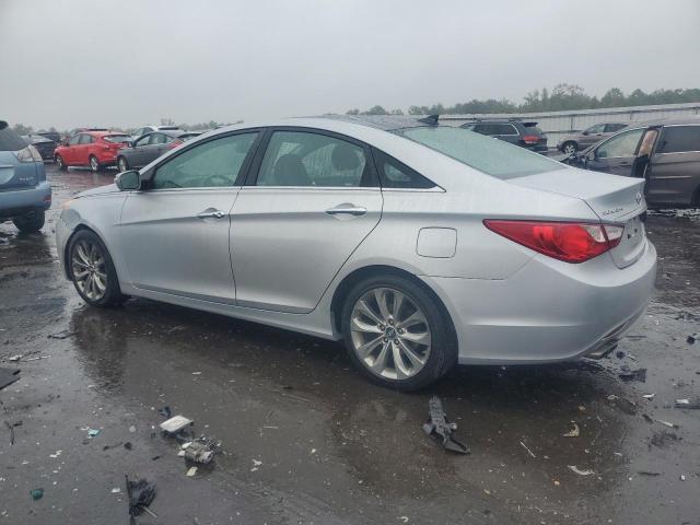 5NPEC4AB3CH325849 - 2012 HYUNDAI SONATA SE 银色 照片 2