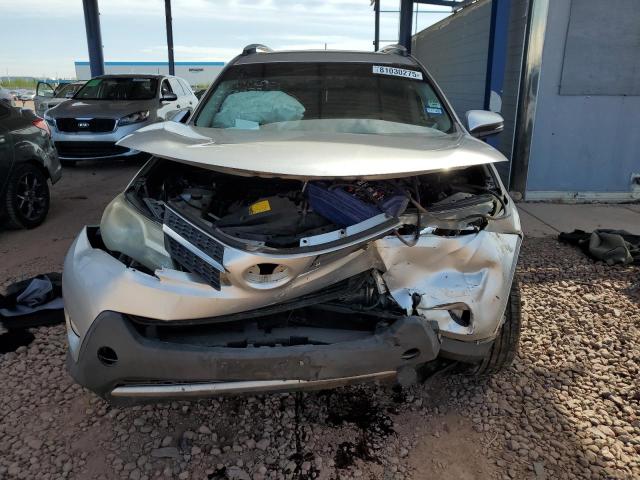 JTMWFREVXDD022491 - 2013 TOYOTA RAV4 XLE SILVER photo 5