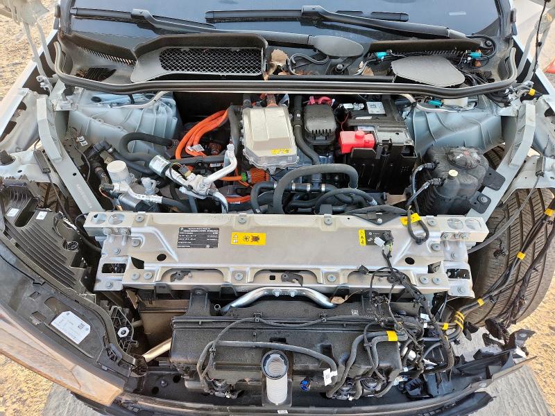 WB523CF08SCS46185 - 2025 BMW IX XDRIVE50 WHITE photo 12