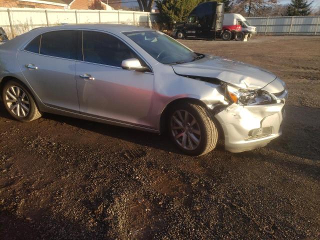 1G11F5SLXFF205573 - 2015 CHEVROLET MALIBU LTZ ვერცხლისფერი ფოტო 4