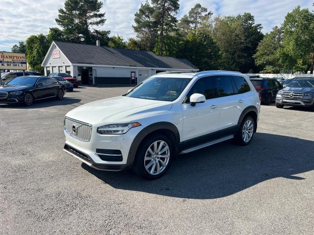 2017 VOLVO XC90 T8, null