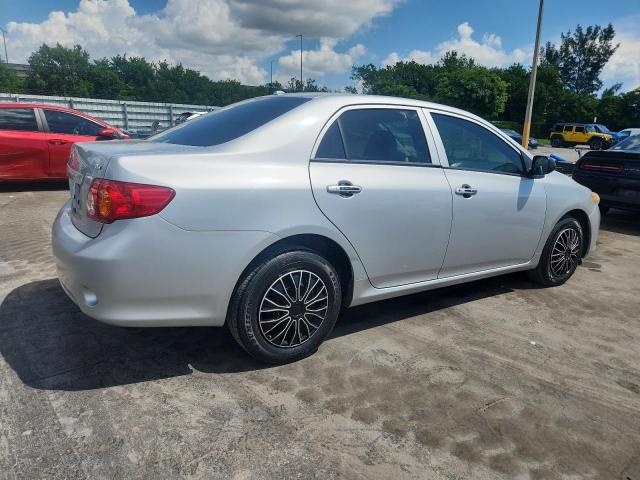 JTDBL40EX99041487 - 2009 TOYOTA COROLLA BASE ვერცხლისფერი ფოტო 3