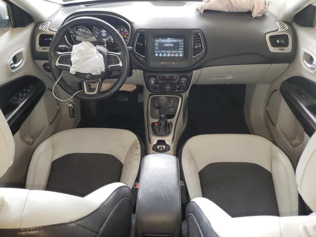 3C4NJDBB1JT200091 - 2018 JEEP COMPASS LATITUDE SILVER photo 8