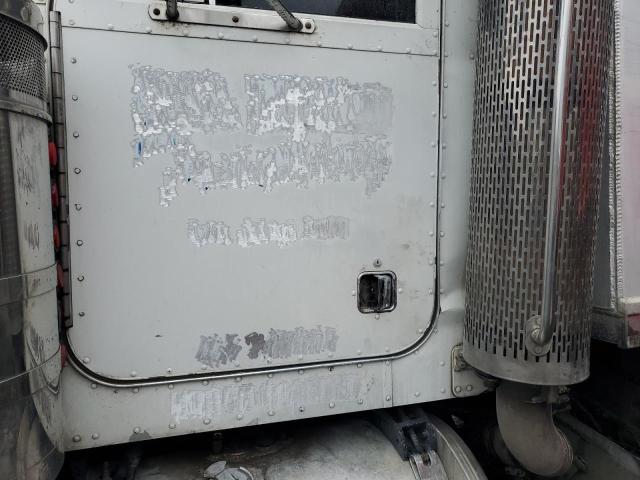 1XP5DB9X7YN525396 - 2000 PETERBILT 379 WHITE photo 10