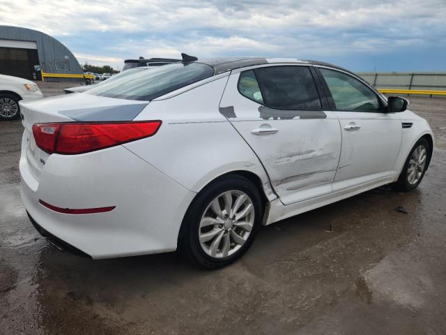 5XXGN4A70FG364302 - 2015 KIA OPTIMA EX WHITE photo 3