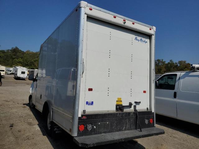1HA0GRF76RN015036 - 2024 CHEV EXPRESS G3500 WHITE photo 2