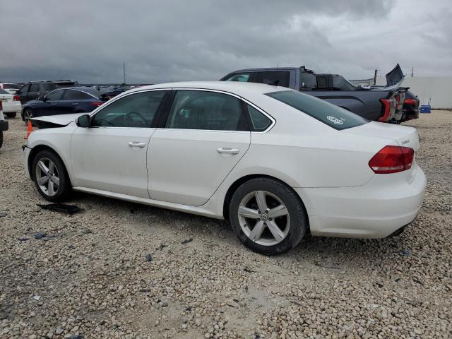 1VWBT7A3XEC049890 - 2014 VOLKSWAGEN PASSAT SE WHITE photo 2