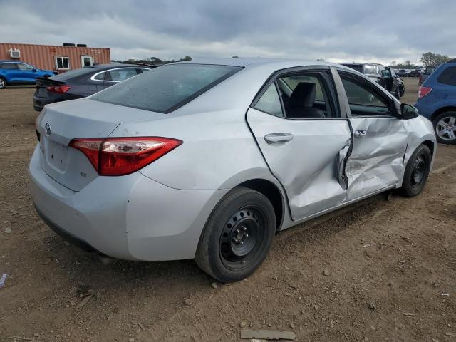 2T1BURHE8JC098901 - 2018 TOYOTA COROLLA L Күміс фото 3