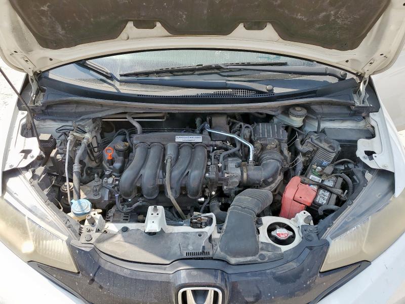 JHMGK5H56GS008008 - 2016 HONDA FIT LX WHITE photo 11