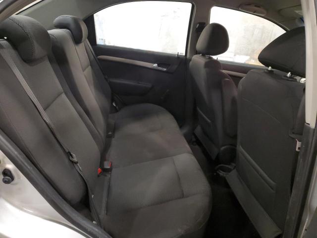 KL1TD56637B044221 - 2007 CHEVROLET AVEO BASE SILVER photo 10