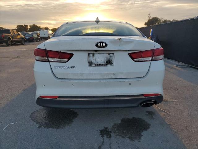 5XXGT4L31JG233436 - 2018 KIA OPTIMA LX WHITE photo 6