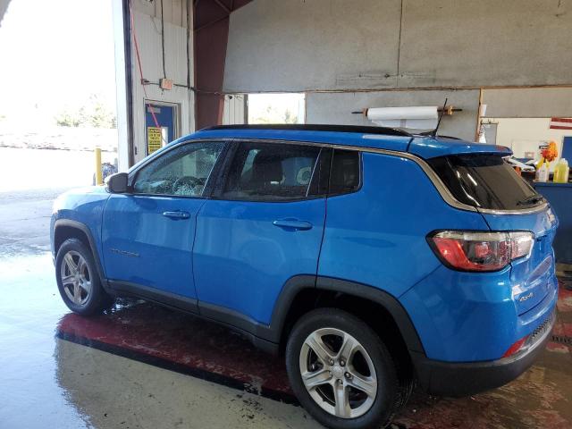 3C4NJDBN5PT531047 - 2023 JEEP COMPASS LATITUDE Blau Foto 2