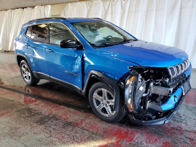 3C4NJDBN5PT531047 - 2023 JEEP COMPASS LATITUDE Blau Foto 4