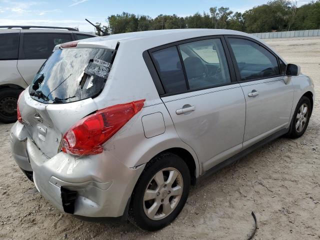 3N1BC13E07L428051 - 2007 NISSAN VERSA S SILVER photo 3