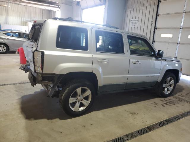 1J4NF1GB4BD243740 - 2011 JEEP PATRIOT SPORT SILVER photo 3